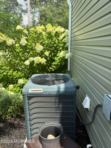 650 Chelsea Street, Forked River, NJ 08731