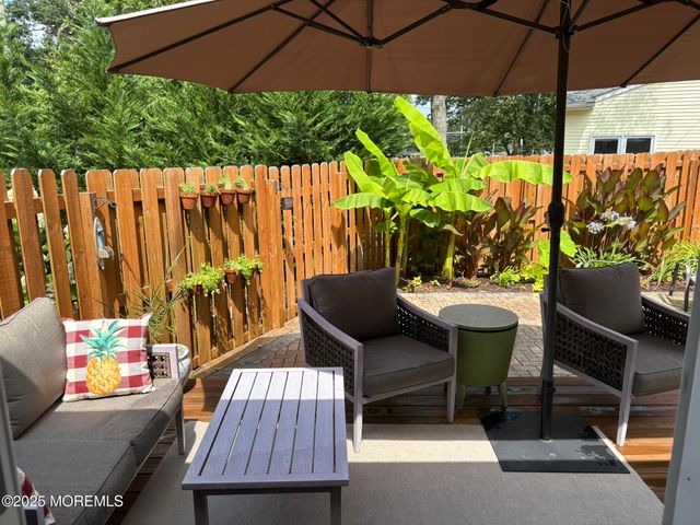 650 Chelsea Street, Forked River, NJ 08731