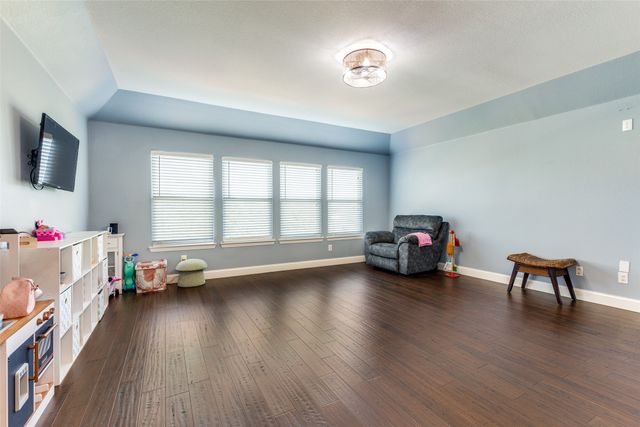 8025 Ponwar Drive, Fort Worth, TX 76131