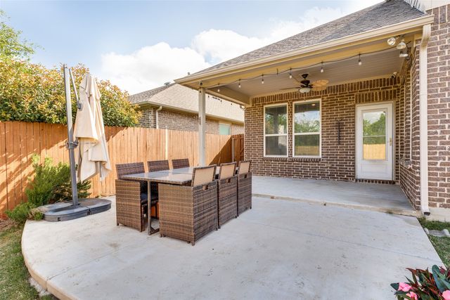 8025 Ponwar Drive, Fort Worth, TX 76131