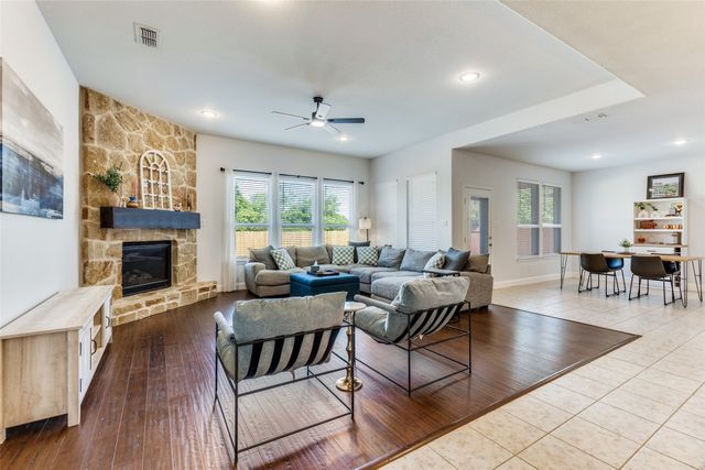 8025 Ponwar Drive, Fort Worth, TX 76131