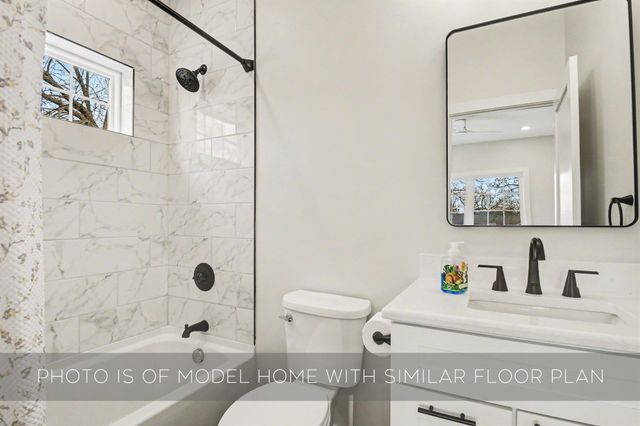 1335 Corby Boulevard B, South Bend, IN 46617