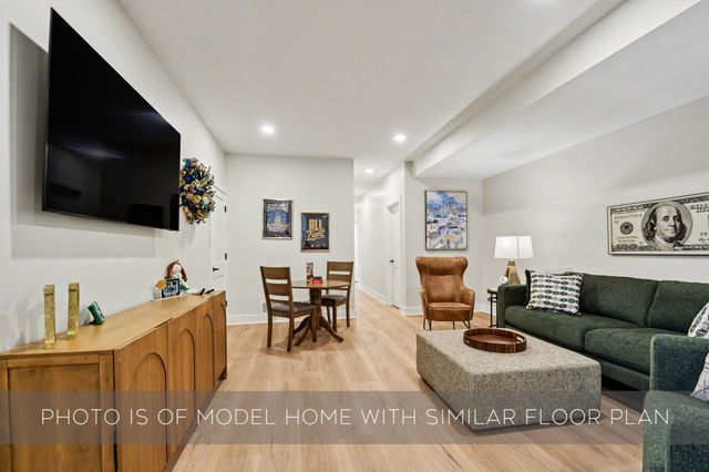 1335 Corby Boulevard B, South Bend, IN 46617