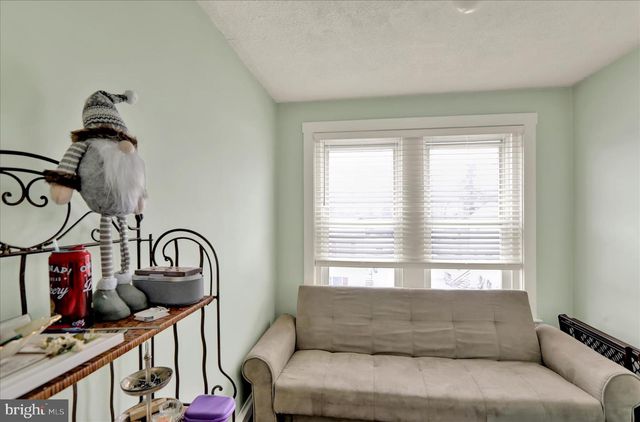 564 MARSHALL AVE, Reading, PA 19606