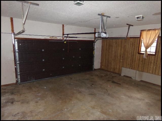 12601 County Line Road, Alexander, AR 72002