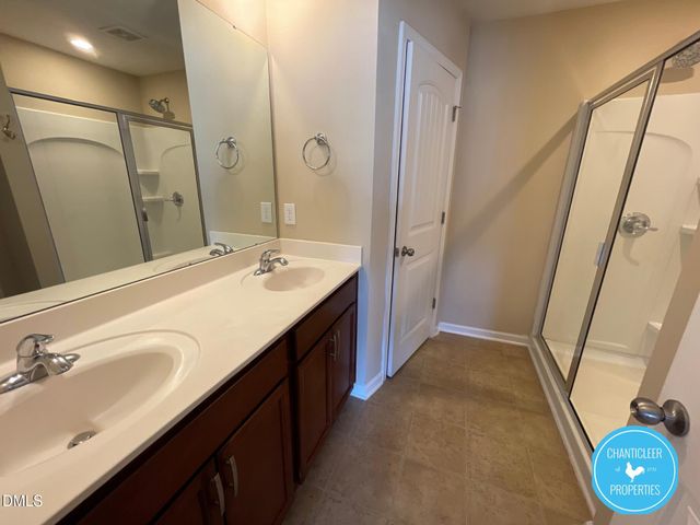 17 S Grey Abbey Drive, Clayton, NC 27527