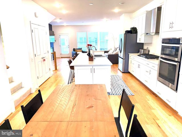 17255 HERRING GULL LN, Dumfries, VA 22026