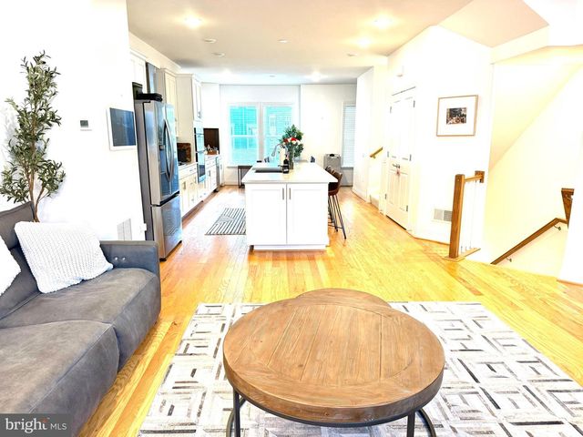 17255 HERRING GULL LN, Dumfries, VA 22026