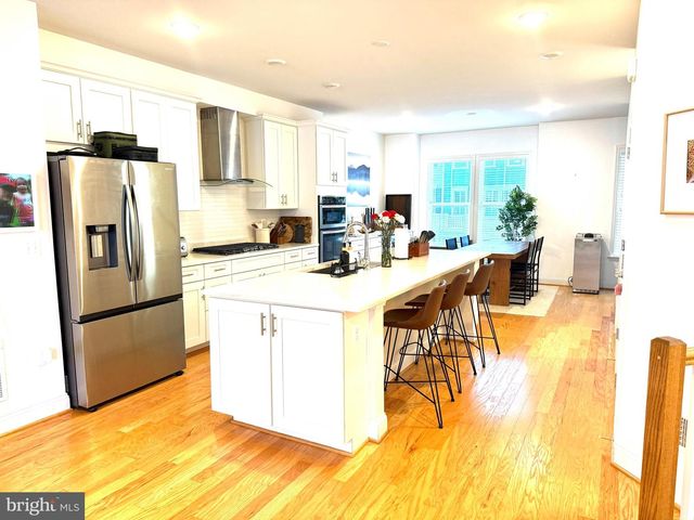 17255 HERRING GULL LN, Dumfries, VA 22026