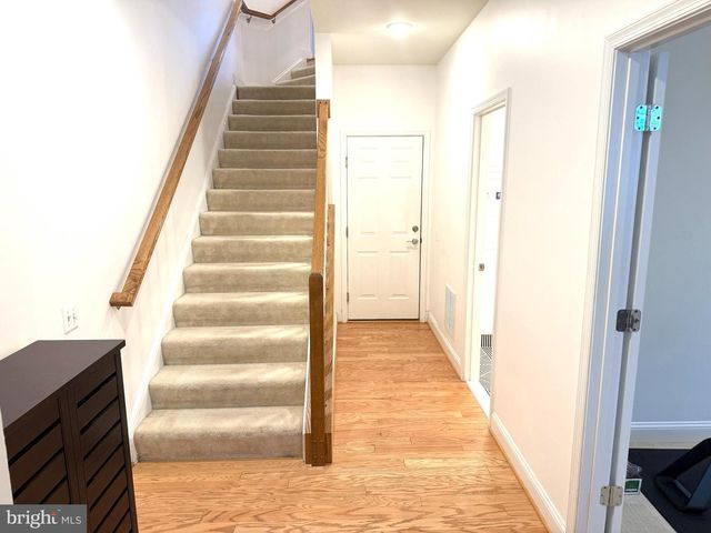 17255 HERRING GULL LN, Dumfries, VA 22026