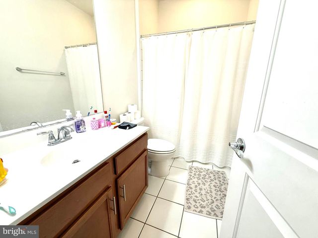 17255 HERRING GULL LN, Dumfries, VA 22026