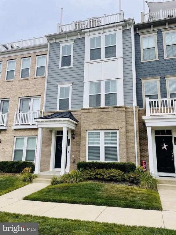 17255 HERRING GULL LN, Dumfries, VA 22026