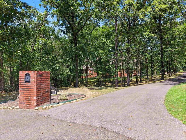 185 Hillside Place, Hot Springs, AR 71901