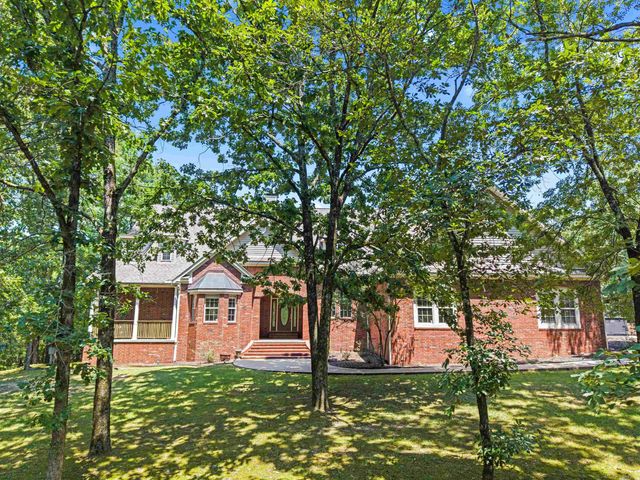 185 Hillside Place, Hot Springs, AR 71901