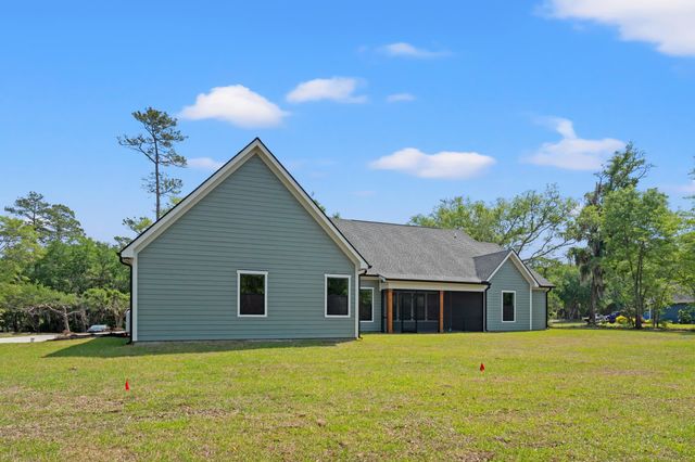 2148 Wilderness Rd., Conway, SC 29526