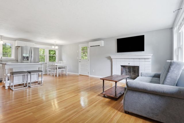 38 Peter Rd, North Reading, MA 01864