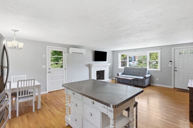 38 Peter Rd, North Reading, MA 01864