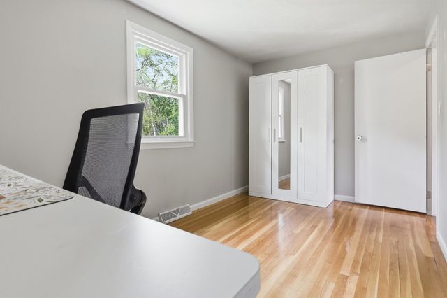 38 Peter Rd, North Reading, MA 01864