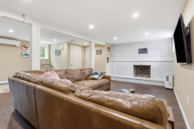 38 Peter Rd, North Reading, MA 01864