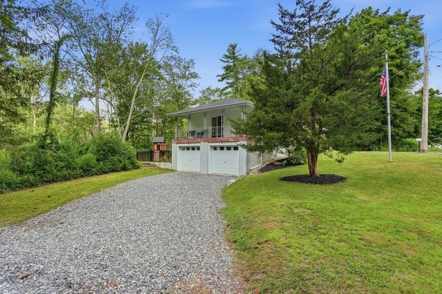 38 Peter Rd, North Reading, MA 01864