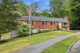 38 Peter Rd, North Reading, MA 01864