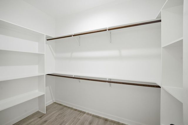 207 Deer Oaks Dr, Lakehills, TX 78063