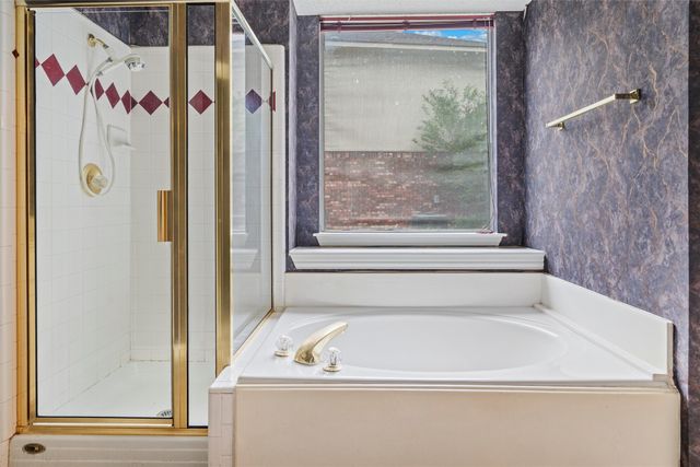 5724 Chelmsford Trail, Arlington, TX 76018