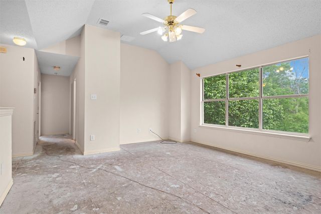 5724 Chelmsford Trail, Arlington, TX 76018