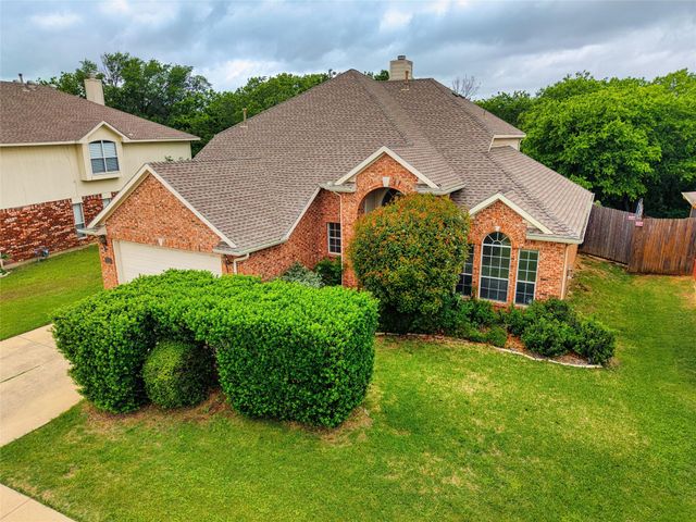 5724 Chelmsford Trail, Arlington, TX 76018
