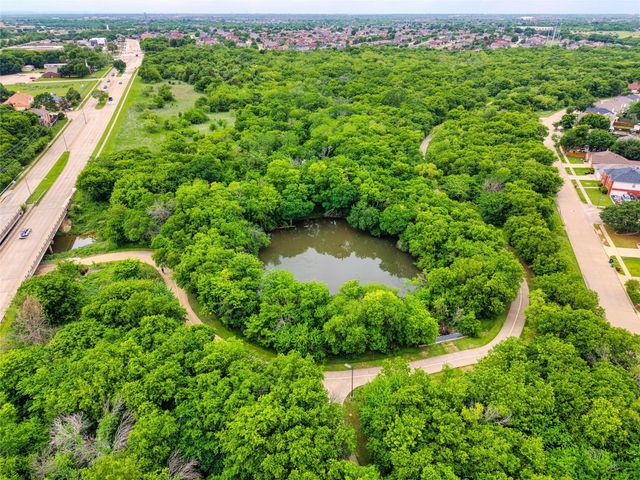 5724 Chelmsford Trail, Arlington, TX 76018