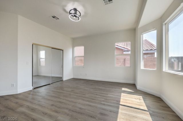 9421 Wisdom Valley Avenue, Las Vegas, NV 89149