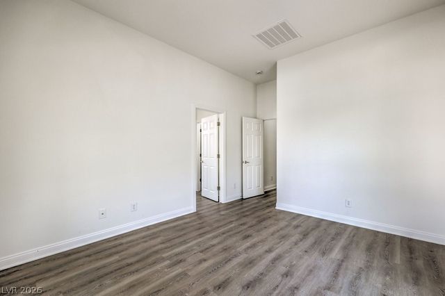 9421 Wisdom Valley Avenue, Las Vegas, NV 89149