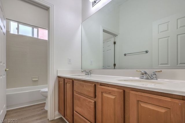 9421 Wisdom Valley Avenue, Las Vegas, NV 89149