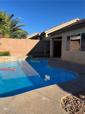 9421 Wisdom Valley Avenue, Las Vegas, NV 89149