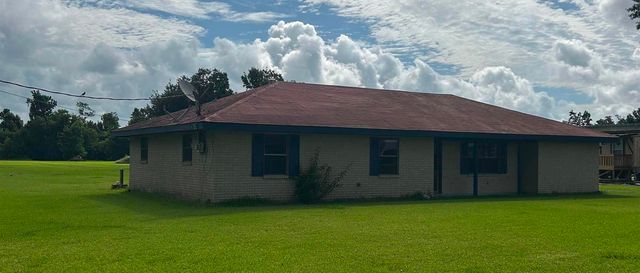 4679 Bayouside Dr, Chauvin, LA 70344