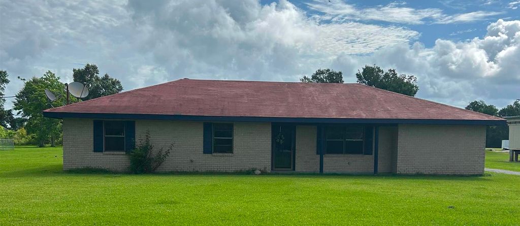 4679 Bayouside Dr, Chauvin, LA 70344