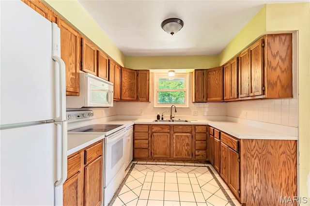 71 Shady Oaks Drive, Eureka, MO 63025