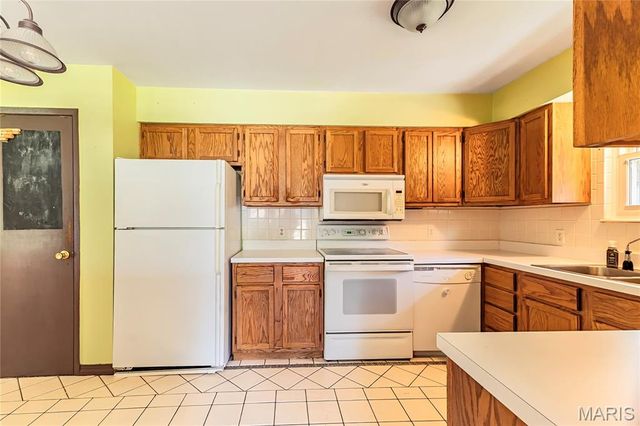 71 Shady Oaks Drive, Eureka, MO 63025