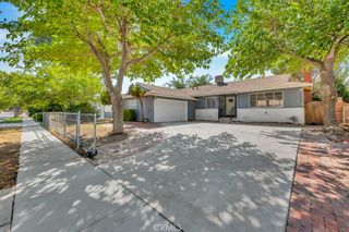 910 W Avenue J8, Lancaster, CA 93534