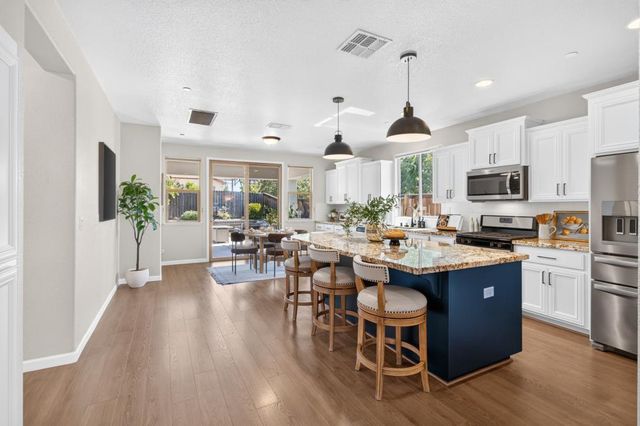 2000 Somers St, Roseville, CA 95747