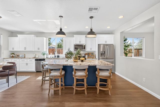 2000 Somers St, Roseville, CA 95747