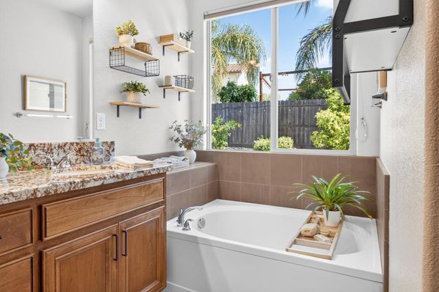 2000 Somers St, Roseville, CA 95747