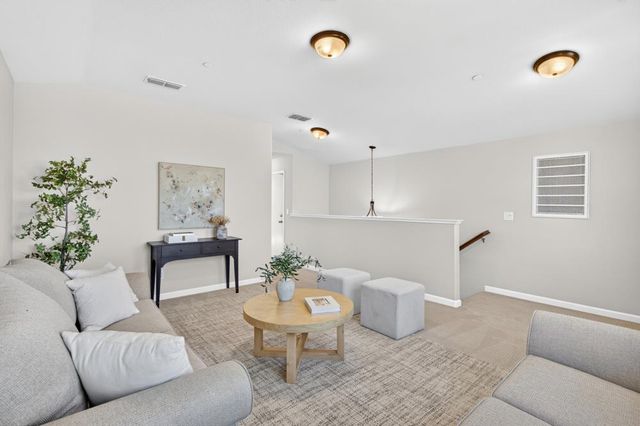 2000 Somers St, Roseville, CA 95747