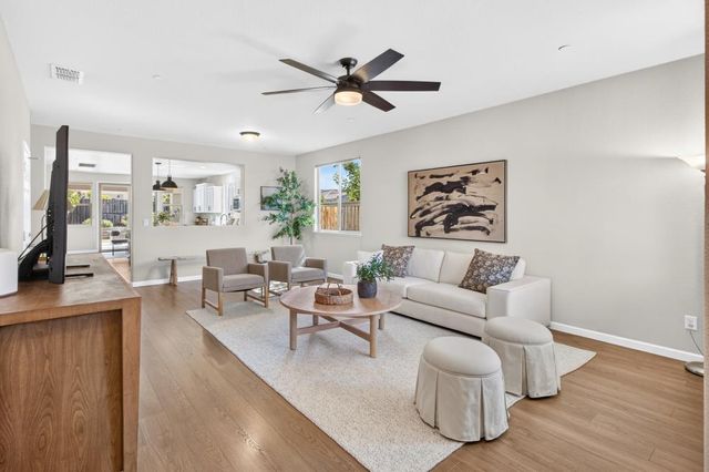 2000 Somers St, Roseville, CA 95747