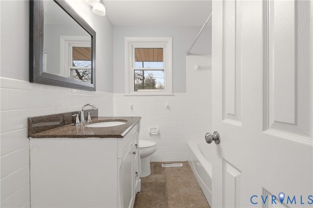 4715 Laurie Ln, Richmond, VA 23223