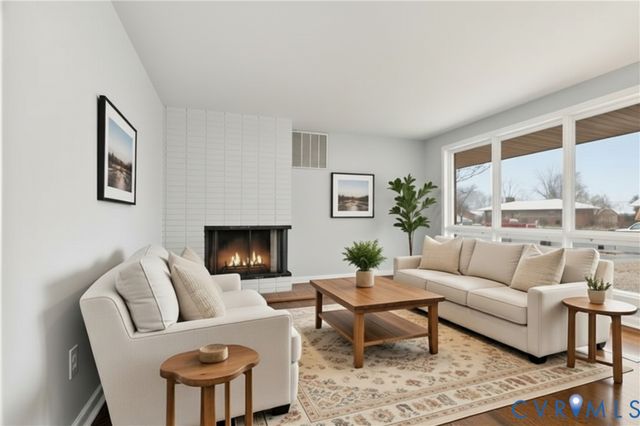 4715 Laurie Ln, Richmond, VA 23223