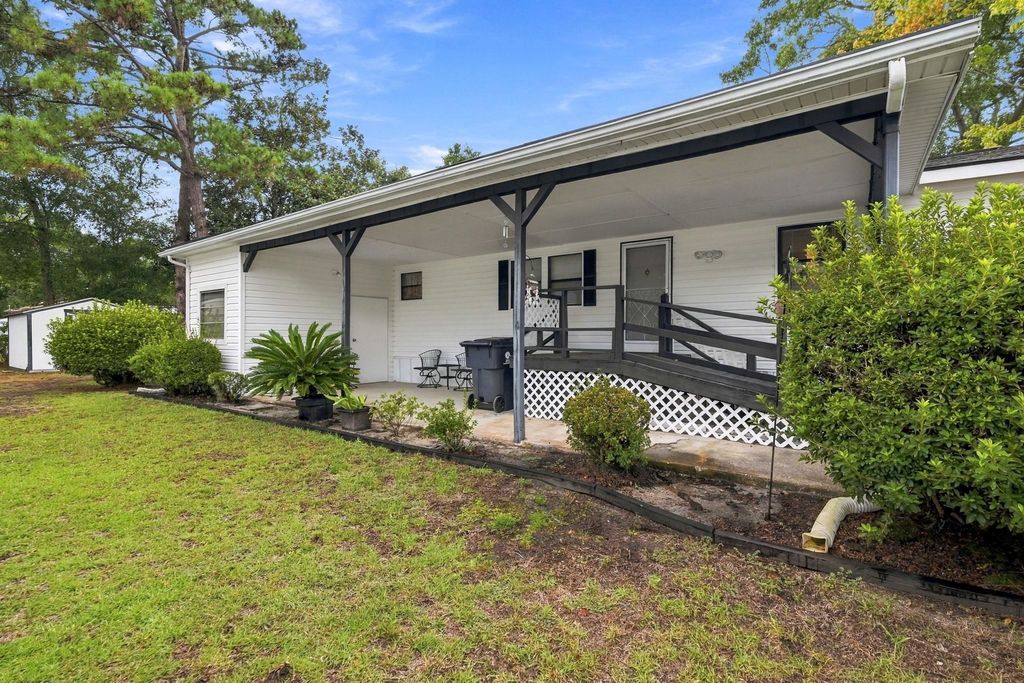 15 Dover St., Murrells Inlet, SC 29576 — exterior