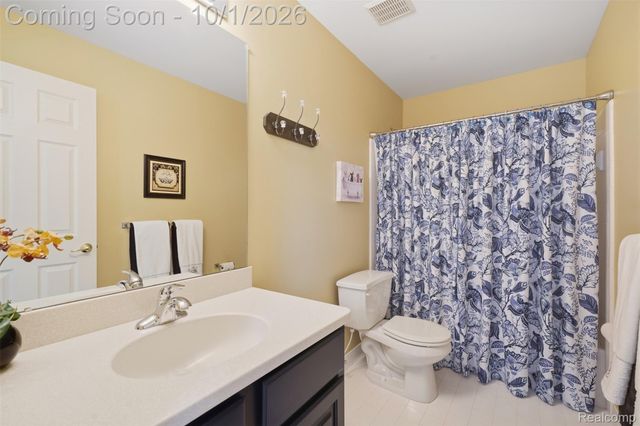 4840 Eagle Springs Court, Independence Charter Township, MI 48348