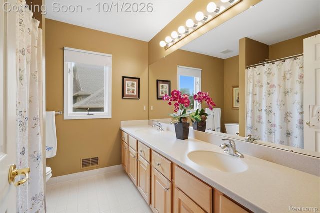 4840 Eagle Springs Court, Independence Charter Township, MI 48348