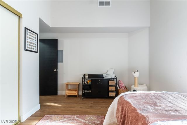 4821 Black Bear Road 202, Las Vegas, NV 89149